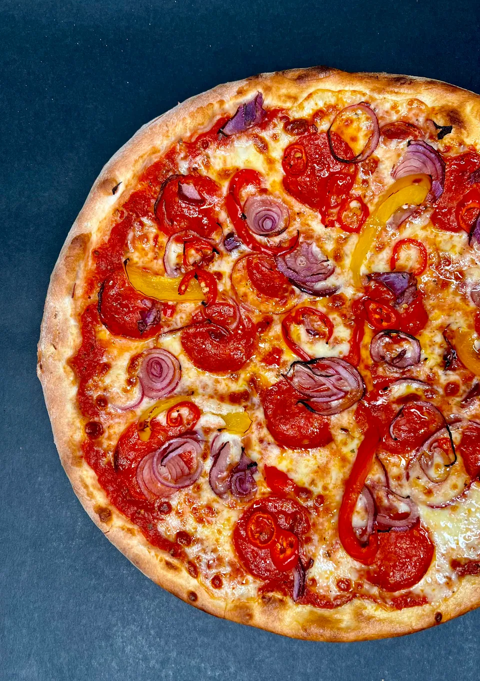 An @homepizza pizza.