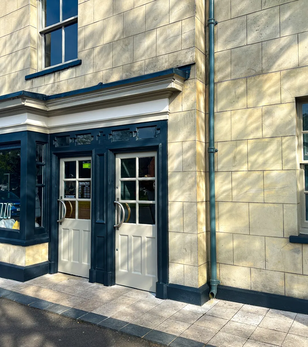 The Grade II listed @homepizza pizzeria in Beaconsfield old town.